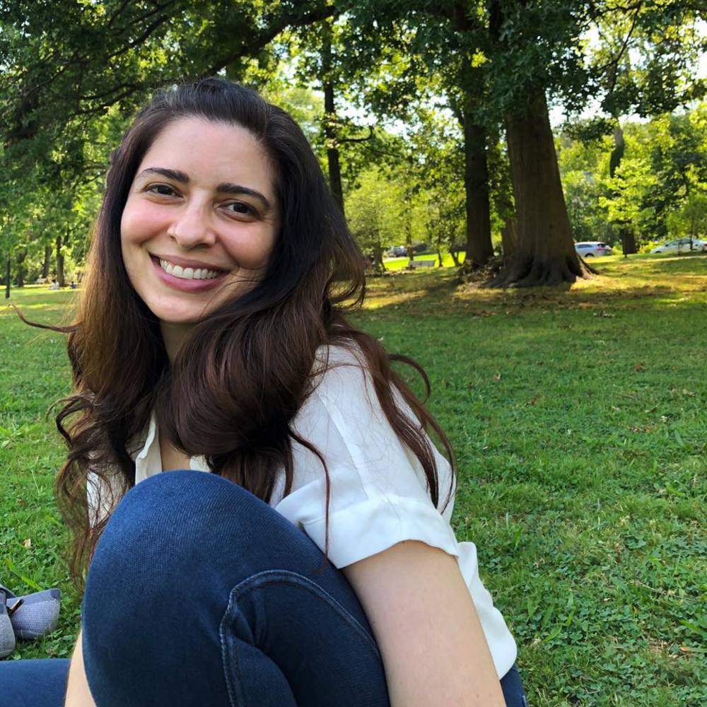 Meet your Posher, Adrienne